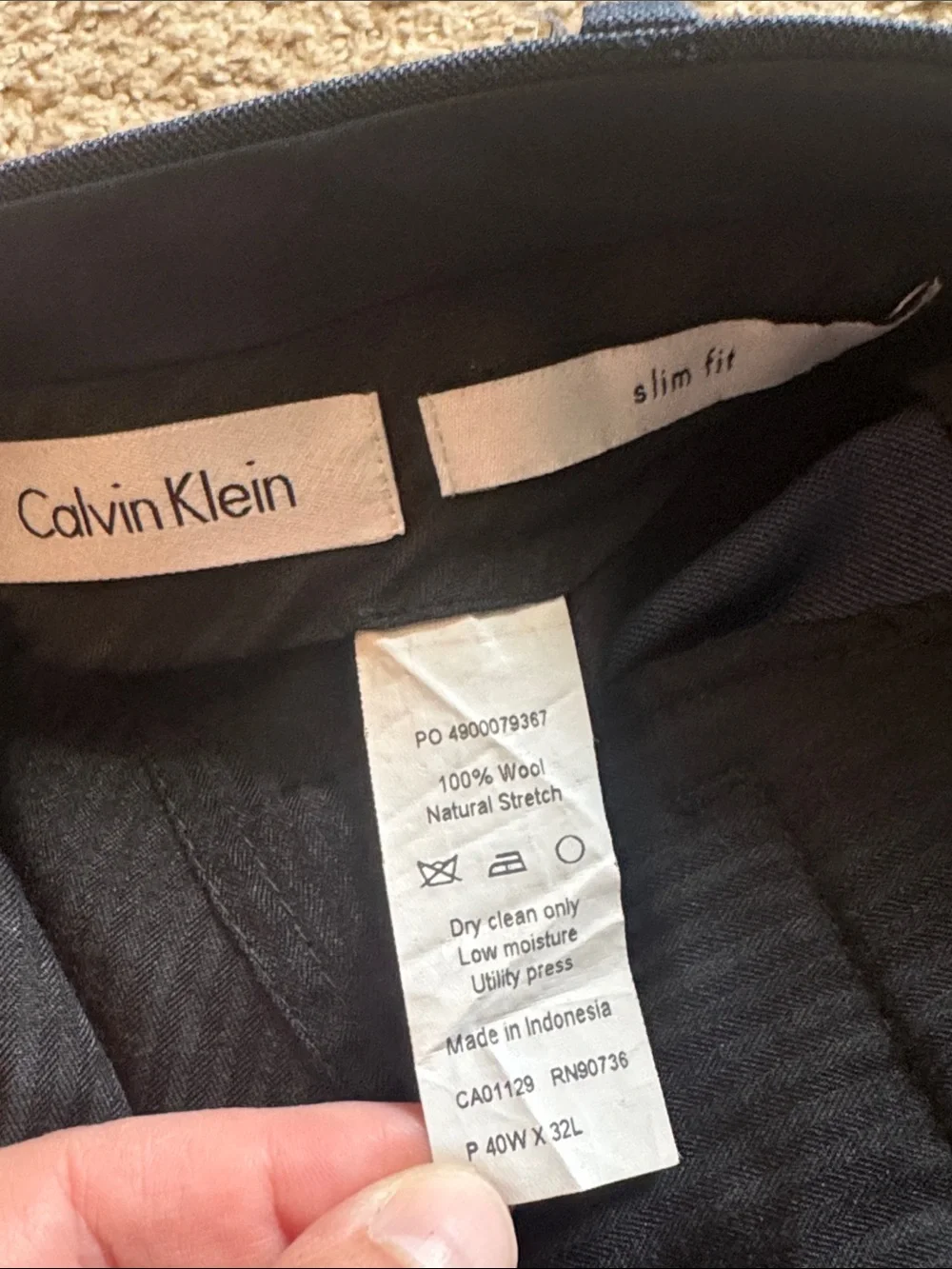 Calvin Klein Men's Navy Suit Jacket and Pant Set - Slim Fit. VEUC